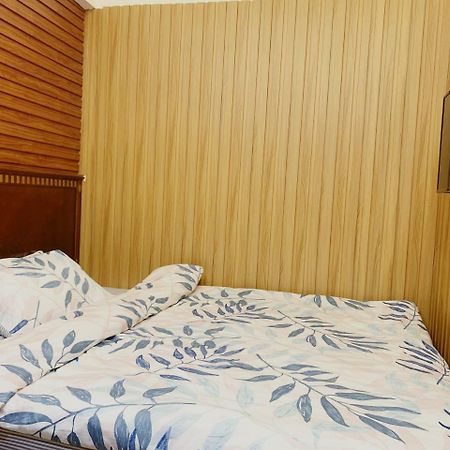 Mingdu Hostel 카우룽 외부 사진